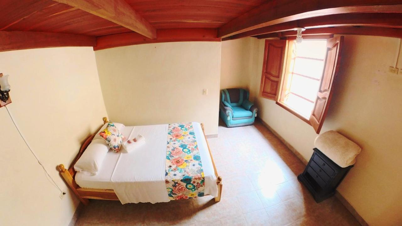 La Casa De Las Flores Hostal Jardín Buitenkant foto