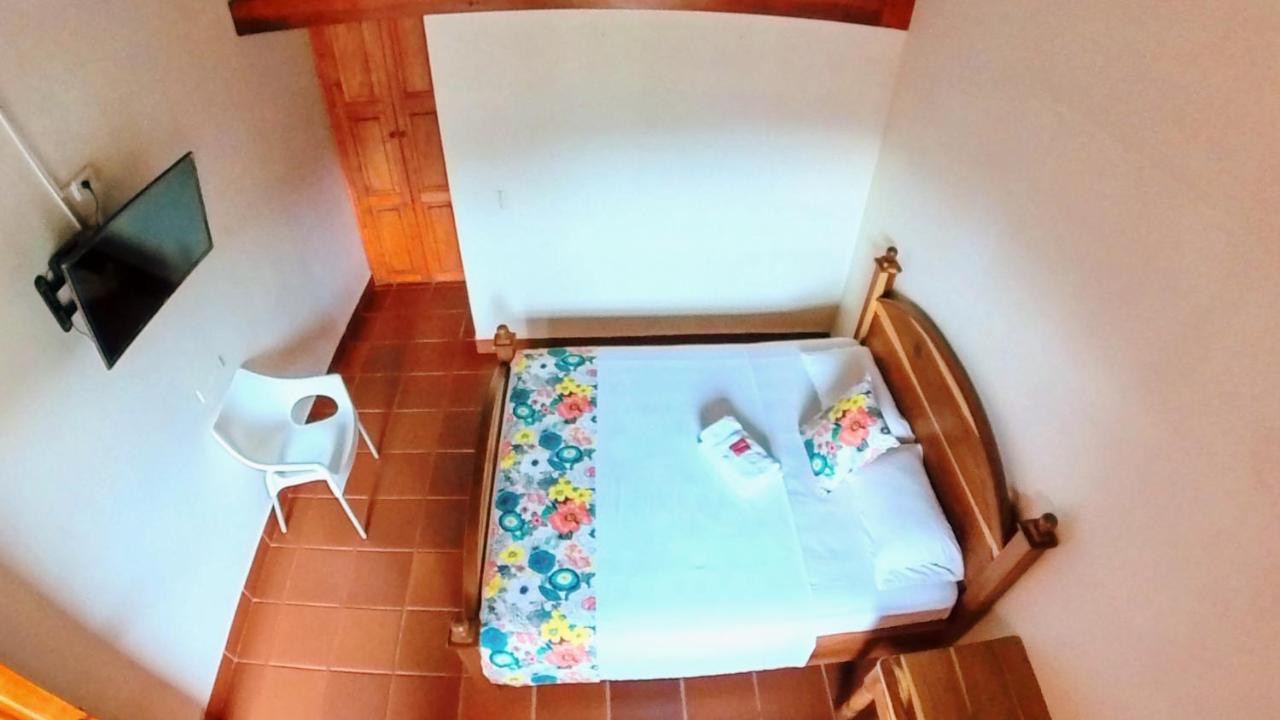 La Casa De Las Flores Hostal Jardín Buitenkant foto