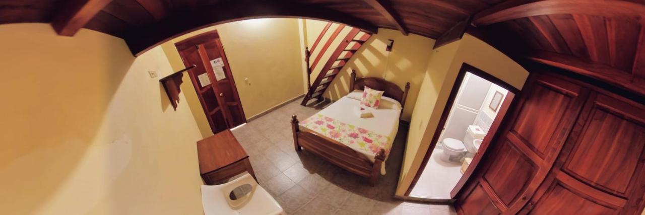 La Casa De Las Flores Hostal Jardín Buitenkant foto