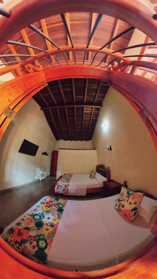 La Casa De Las Flores Hostal Jardín Buitenkant foto