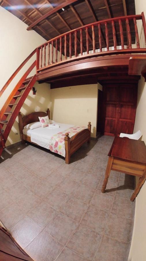 La Casa De Las Flores Hostal Jardín Buitenkant foto