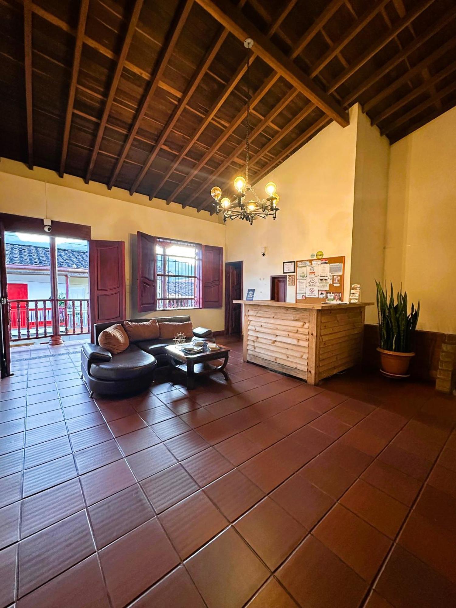 La Casa De Las Flores Hostal Jardín Buitenkant foto