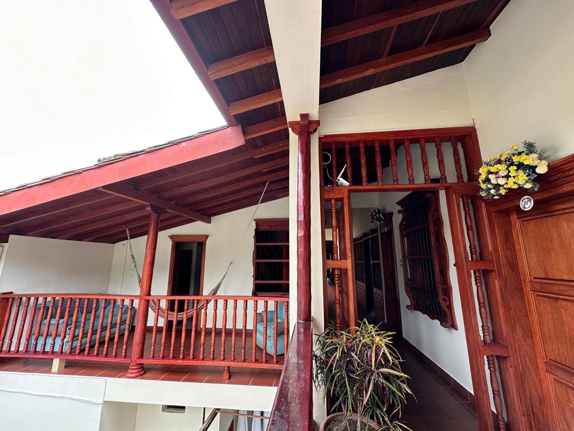 La Casa De Las Flores Hostal Jardín Buitenkant foto