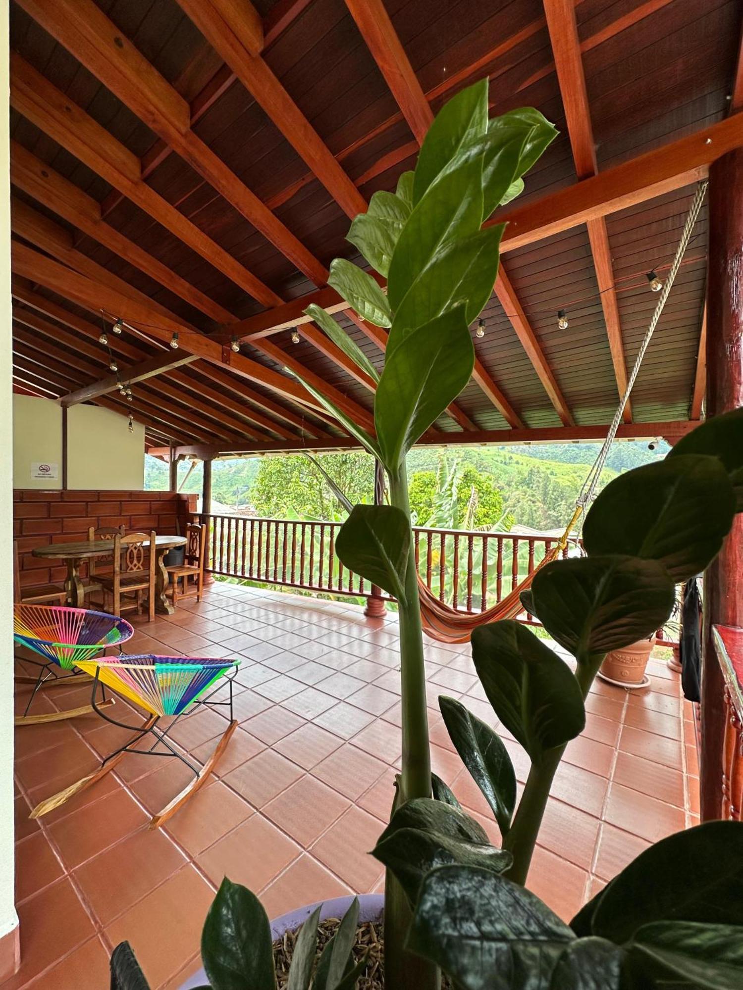 La Casa De Las Flores Hostal Jardín Buitenkant foto